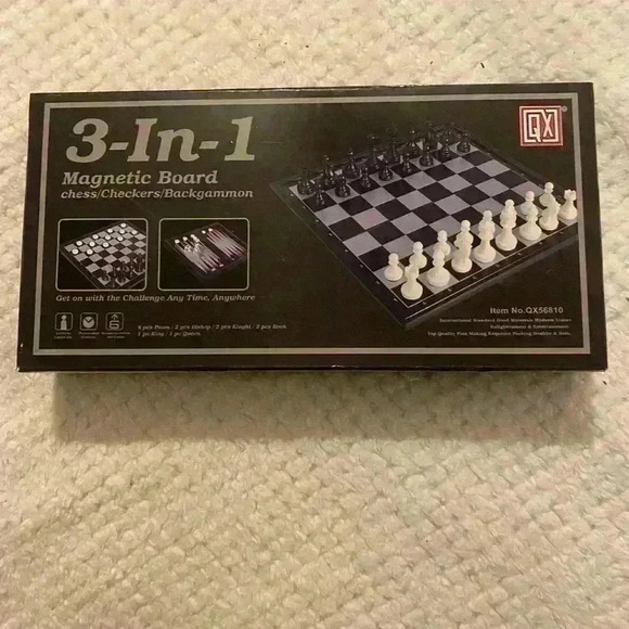 Magnetic 3-in1 travel board. Chess/checkers/backgammon. NIB - Picture 1 of 2